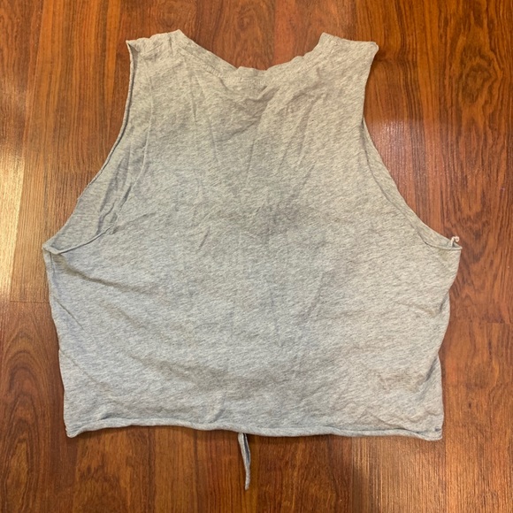 H&M Tank Top - Picture 2 of 3